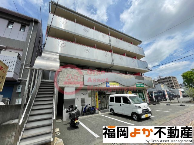 建物外観　外観は落ち着いています