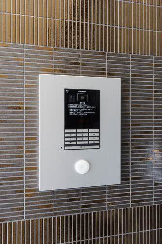 建物外観　オートロック