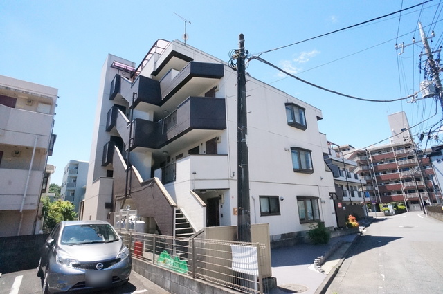 建物外観　２４時間管理なので入居中のトラブルも安心です☆