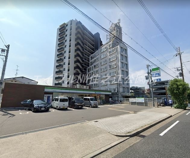 コンビニ　ファミリーマート阿倍野元町店（コンビニ）まで2439m