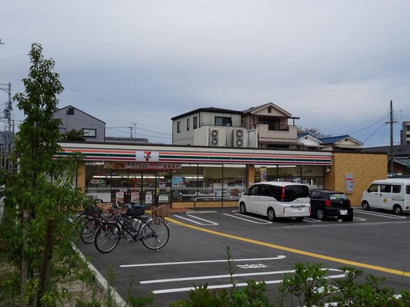 コンビニ　セブンイレブン高槻城南町2丁目店（コンビニ）まで222m