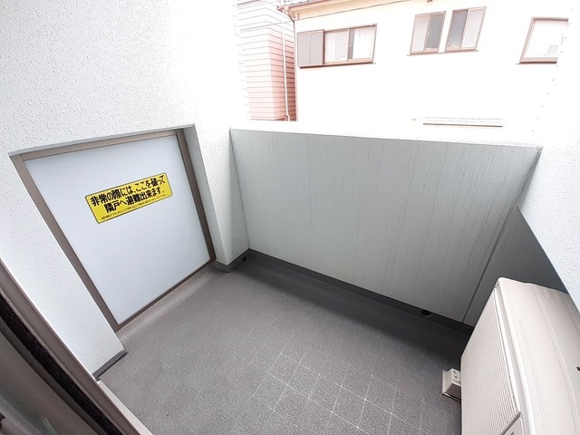 バルコニー　便利で嬉しいバルコニー付きです♪