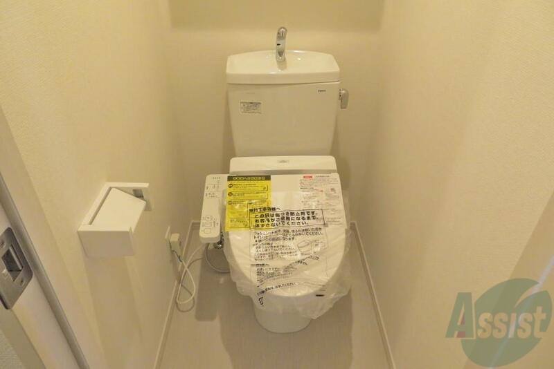 トイレ　トイレはウォッシュレット付きになっております。