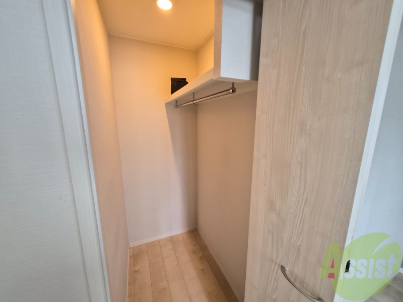 収納　収納は使いやすいウォークインクローゼットになっています。