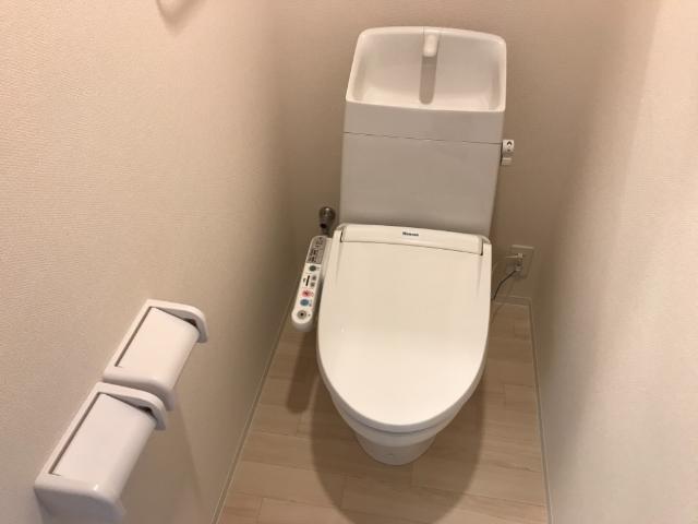 トイレ　シャワー付トイレ