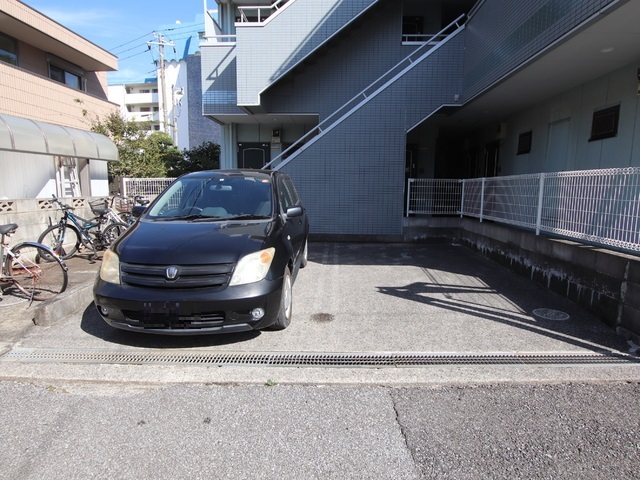 駐車場　【空要確認】