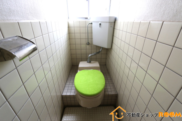 ＪＲ久大本線 南久留米駅 徒歩10分 3階建 築48年のトイレ写真