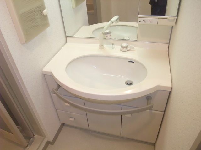 洗面設備　★広い洗面台★