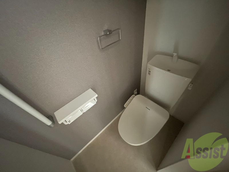 トイレ　トイレはウォシュレット機能付き。シャワートイレは日本の宝。