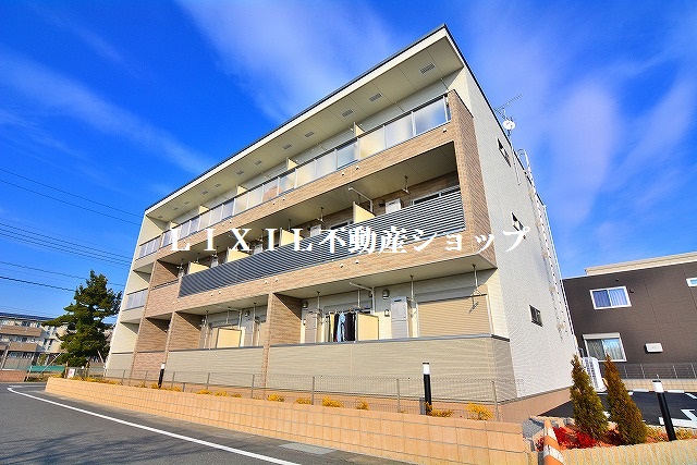 建物外観　吉川市でのお住まい探しなら、当社にお任せください！
