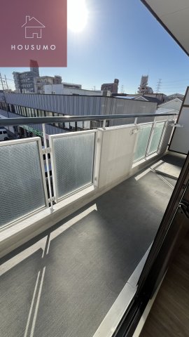 バルコニー　広々としたバルコニーです