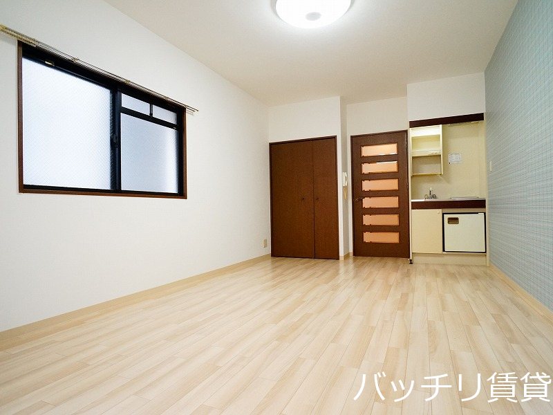 バルコニー　＊画像は別部屋の為イメージ、現状を優先いたします
