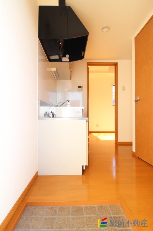 玄関　※別部屋の参考写真