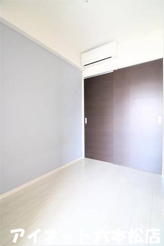 その他部屋・スペース　こちら寝室にいかがでしょうか。