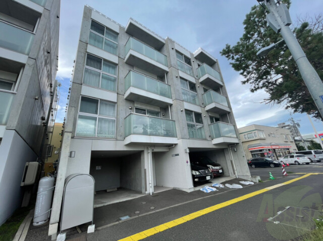 建物外観　札幌市北区北３６条西「Ｓｗｉｒｕ」
