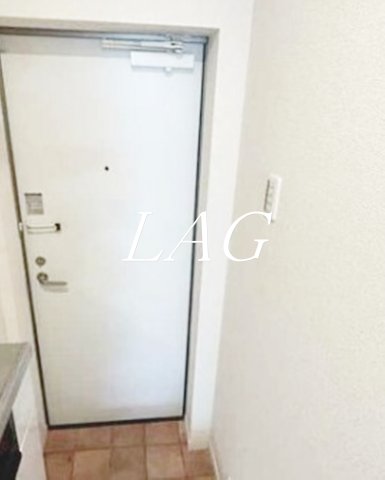 玄関　玄関です。