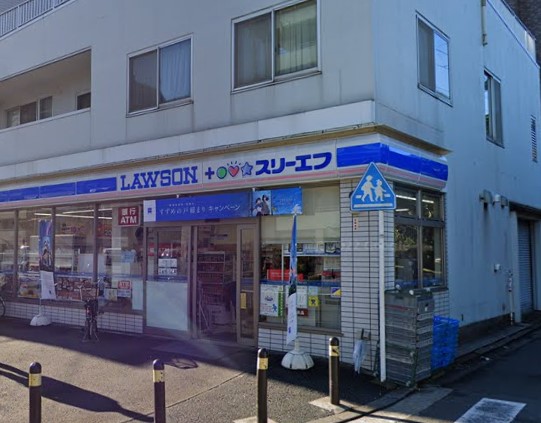 コンビニ　ローソン（コンビニ）まで158m