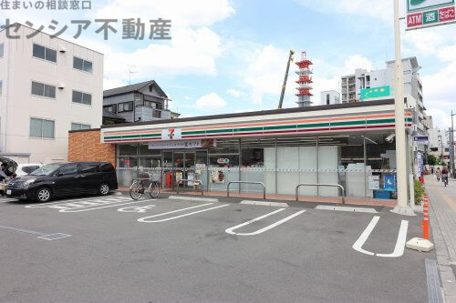 コンビニ　セブンイレブン大阪太子橋1丁目店（コンビニ）まで208m