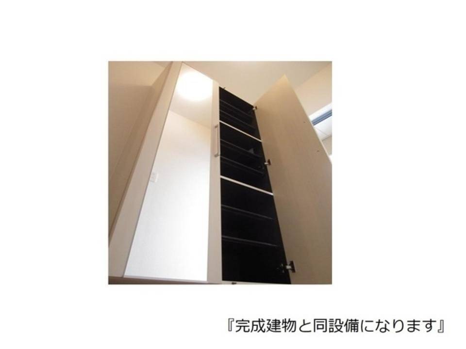 収納　シューズボックス