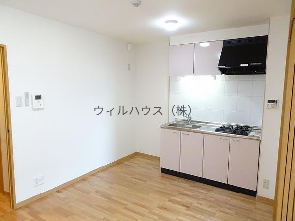 居室・リビング　室内きれいです！