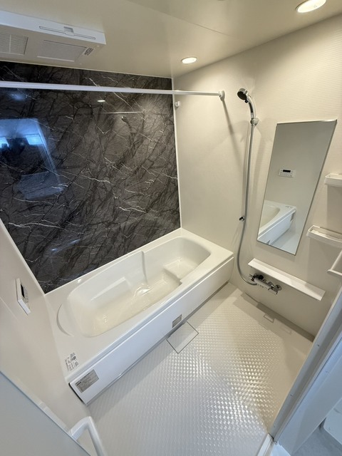 バス・シャワールーム　別部屋参考写真です