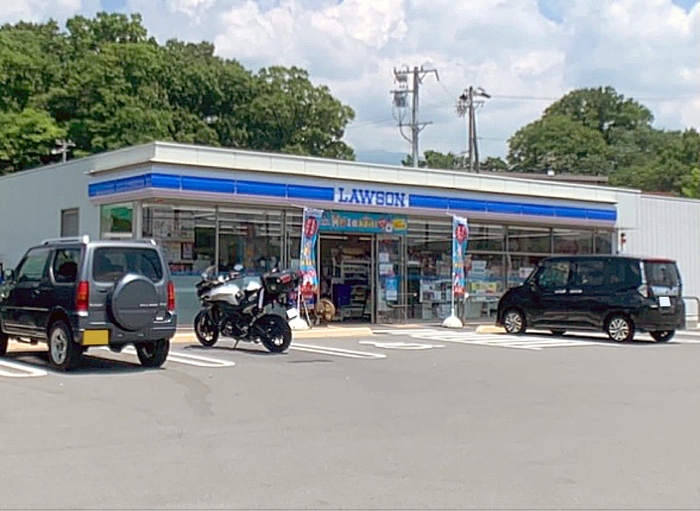 コンビニ　ローソン 上田岩下店（コンビニ）まで835m