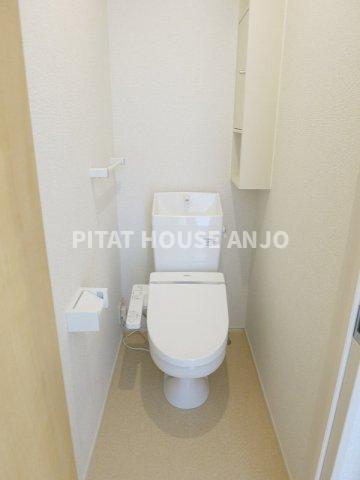 トイレ　清潔感のあるトイレです