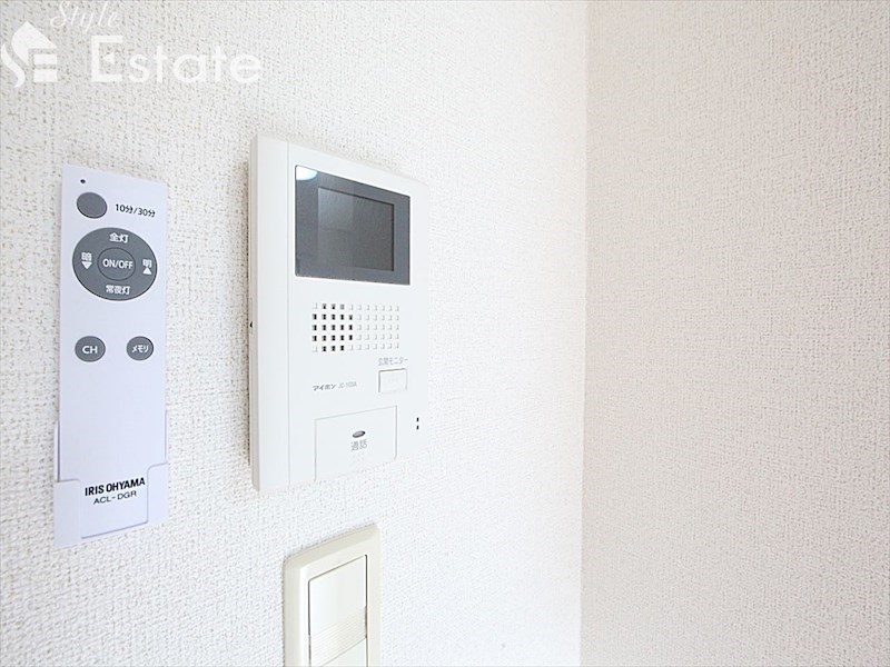 セキュリティ　モニター付きインターホン