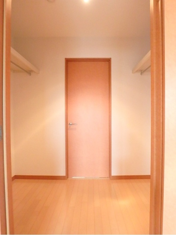 収納　図面と現状に相違がある場合には現状を優先
