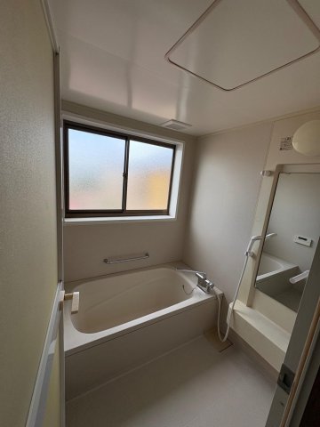 パレYK稲荷町の風呂写真