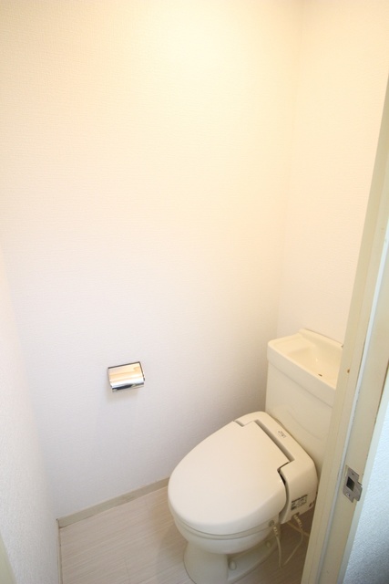 パールハイム市川のトイレ写真