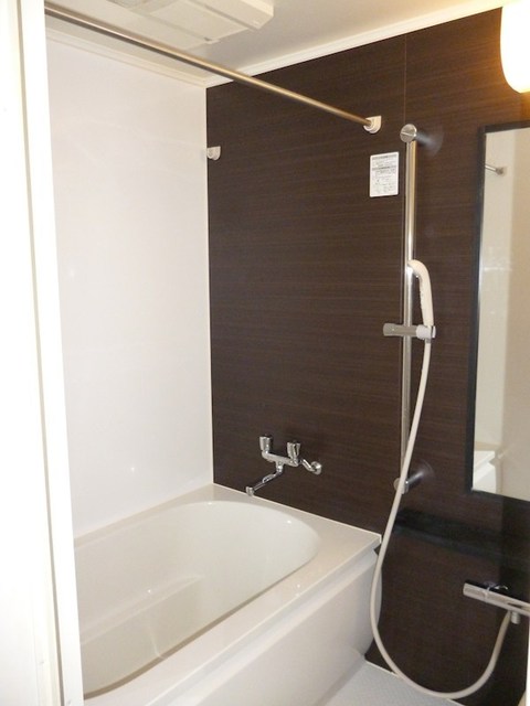 バス・シャワールーム　バスルーム