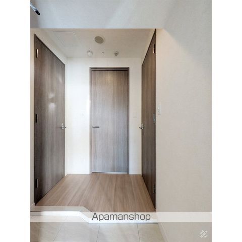 クラリティア入谷の玄関写真