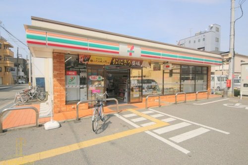 コンビニ　セブンイレブン 大阪都島本通1丁目店（コンビニ）まで402m