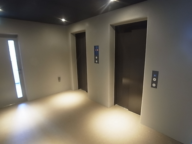 プレサンスジェネ新神戸ステーションフロントの外観写真