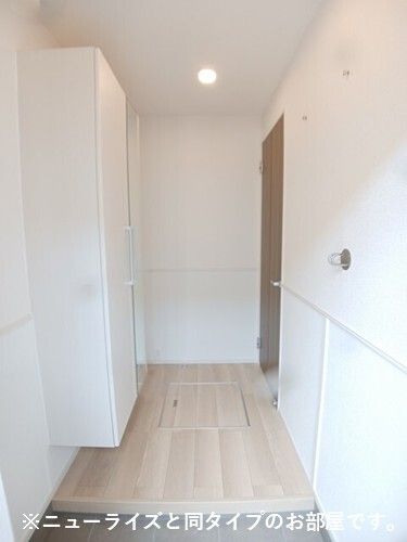 ＪＲ草津線 甲南駅 徒歩13分 2階建 新築の玄関写真
