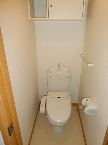 トイレ　落ち着いたトイレです