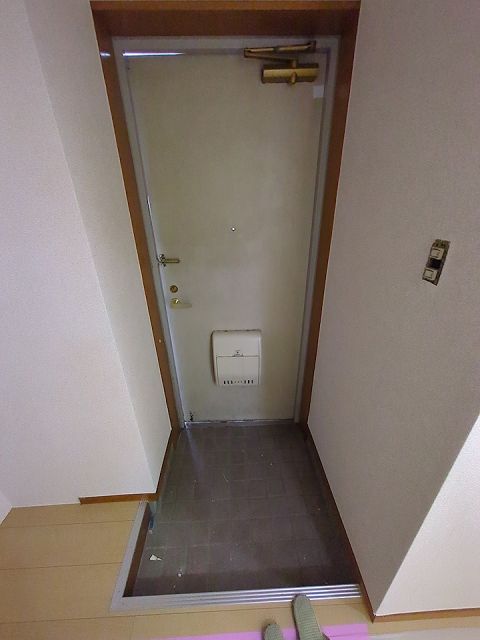 サニービレッヂの玄関写真