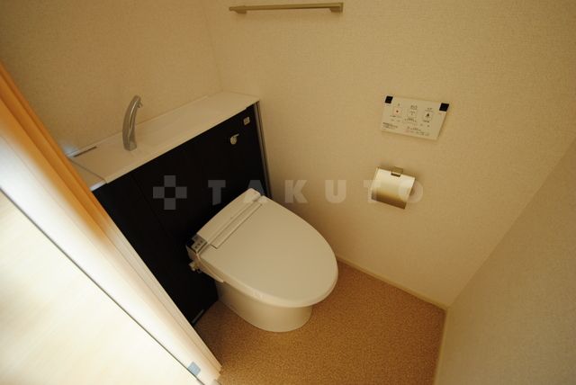 ルミナス上新庄のトイレ写真