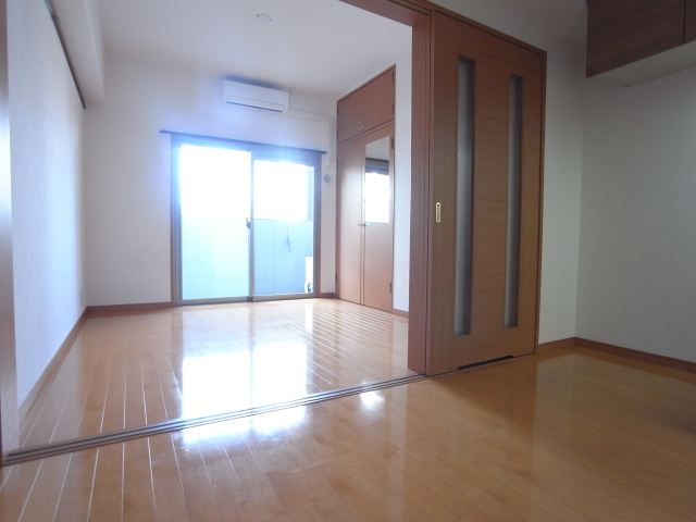 居室・リビング　お部屋