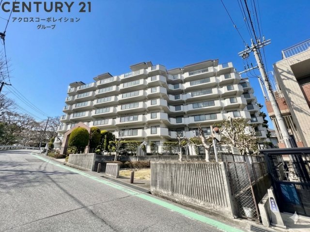 建物外観　オートロック付きで安心です♪