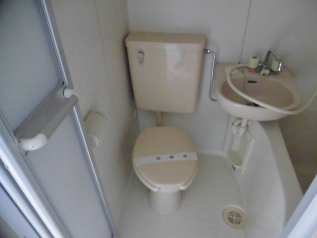 ガーデンシティーAのトイレ写真