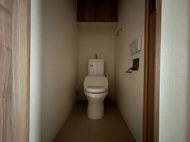 トイレ　トイレもきれいです