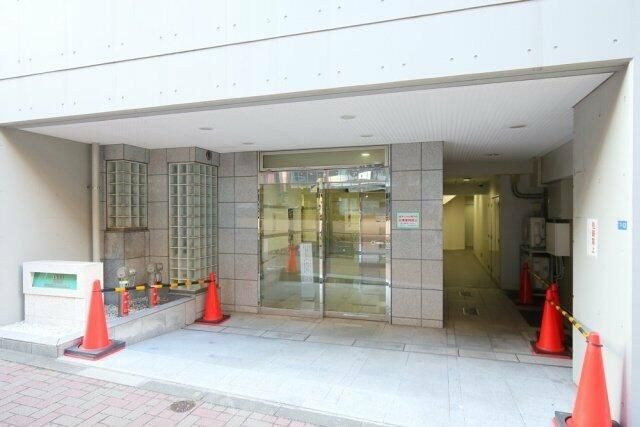 京王線 笹塚駅 徒歩3分 15階建 築24年の外観写真