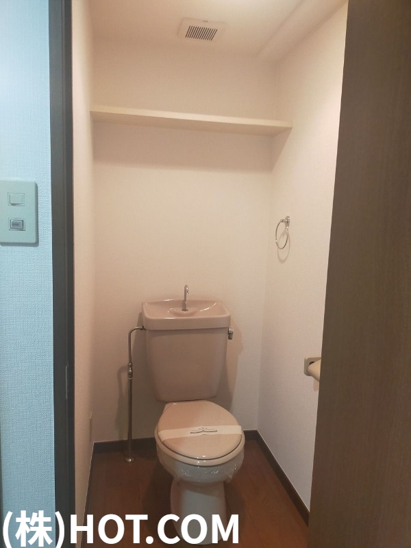 ＪＲ博多南線 博多駅 徒歩15分 8階建 築28年のトイレ写真