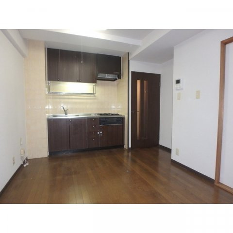 キッチン　※別部屋参考写真