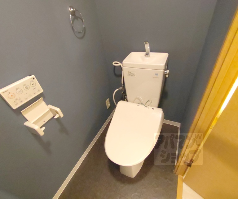 ハウスセゾン御所南のトイレ写真