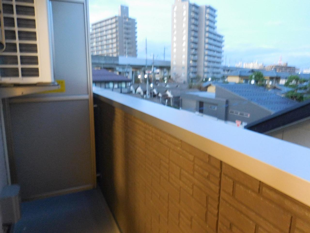 バルコニー　参考写真