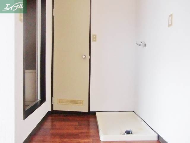 洗面設備　室内洗濯機置場