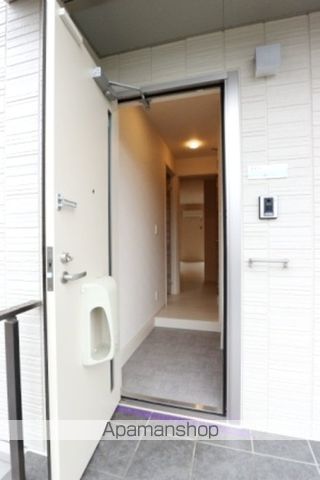 フェリス酒井根 Iの玄関写真